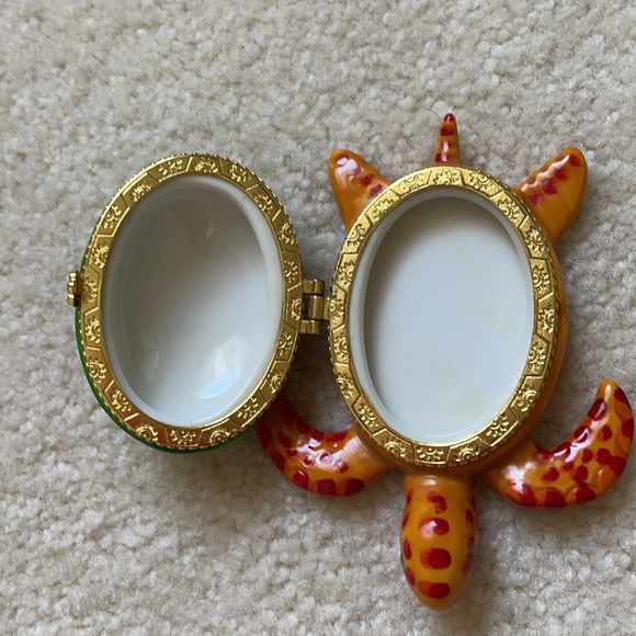 Turtle Trinket Box 🐢 - Picture 6 of 11